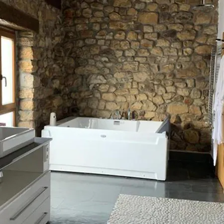 Cantabria Collection - Excepcional Cerca De Cabarceno